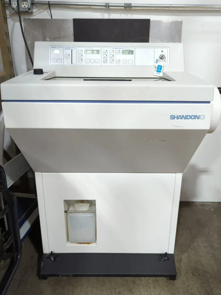 Thermo Shandon Cryotome E Cryostat Thermo Shandon Cryotome E Cryostat