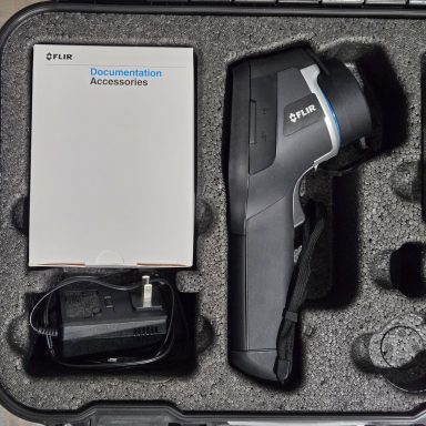 FLIR E40 Infrared Thermal Imaging Camera FLIR E40 Infrared Thermal Imaging Camera
