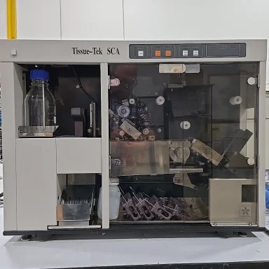 Tissue-Tek SCA Coverslipper Tissue-Tek SCA Coverslipper With Fume Extraction System